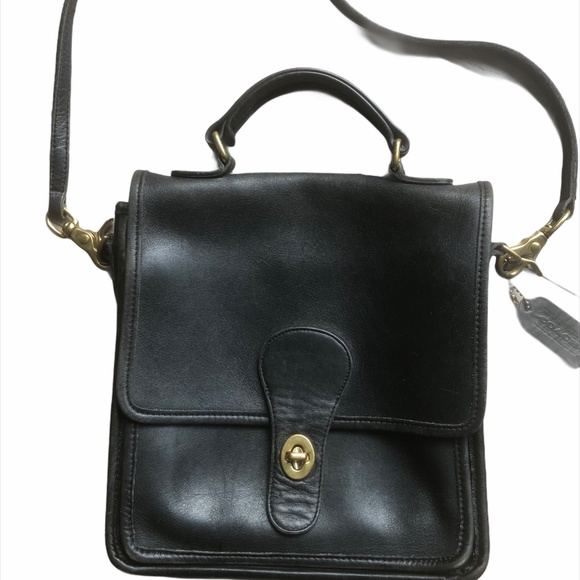 Coach Handbags - Coach Vintage Station Bag Black Early 80’s